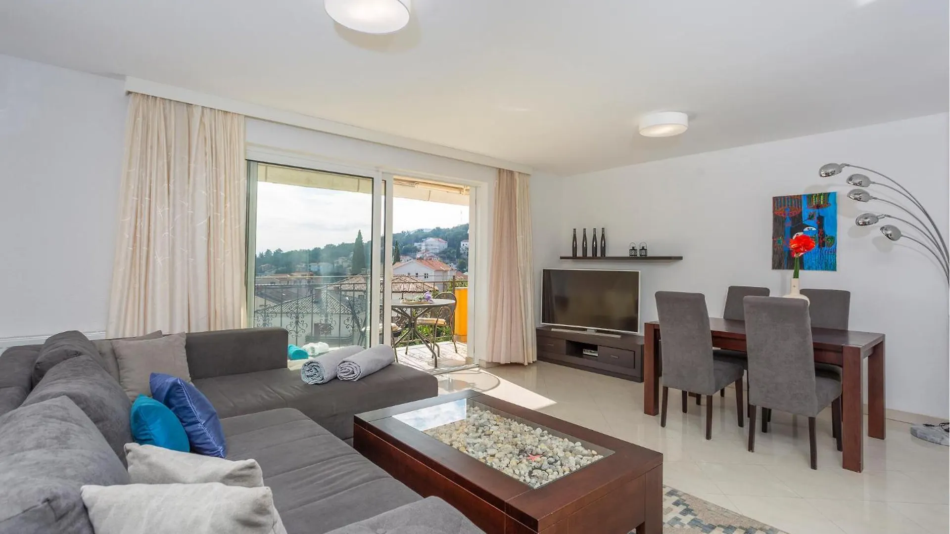 Stunning Apartment In Icici With Kitchen 0*,  Croatia